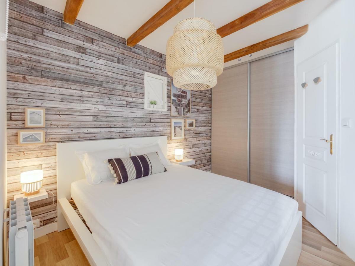 Escale Pamatxi : Vieux Port Apartment ลาโรแชล ภายนอก รูปภาพ