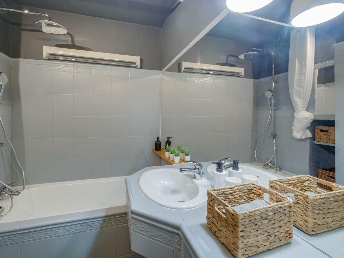 Escale Pamatxi : Vieux Port Apartment ลาโรแชล ภายนอก รูปภาพ